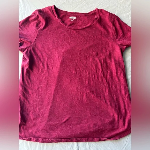 Old Navy Deep Red Casual Top - Picture 3 of 3